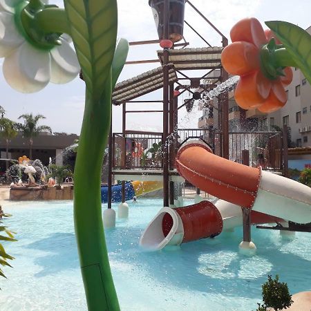 Nautico Flat Daire Caldas Novas Dış mekan fotoğraf