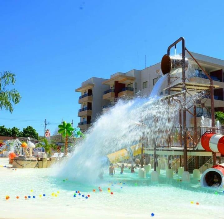 Nautico Flat Daire Caldas Novas Dış mekan fotoğraf